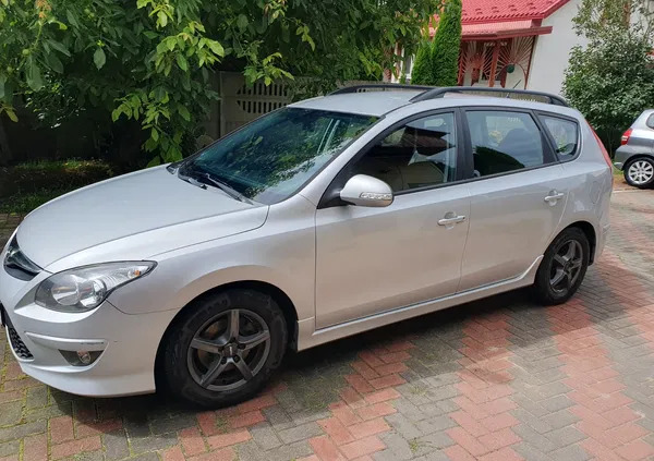 hyundai i30 Hyundai I30 cena 17300 przebieg: 320000, rok produkcji 2011 z Kraśnik